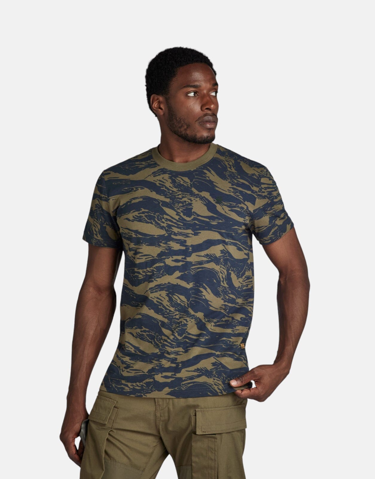 Camouflage t shirt outlet men