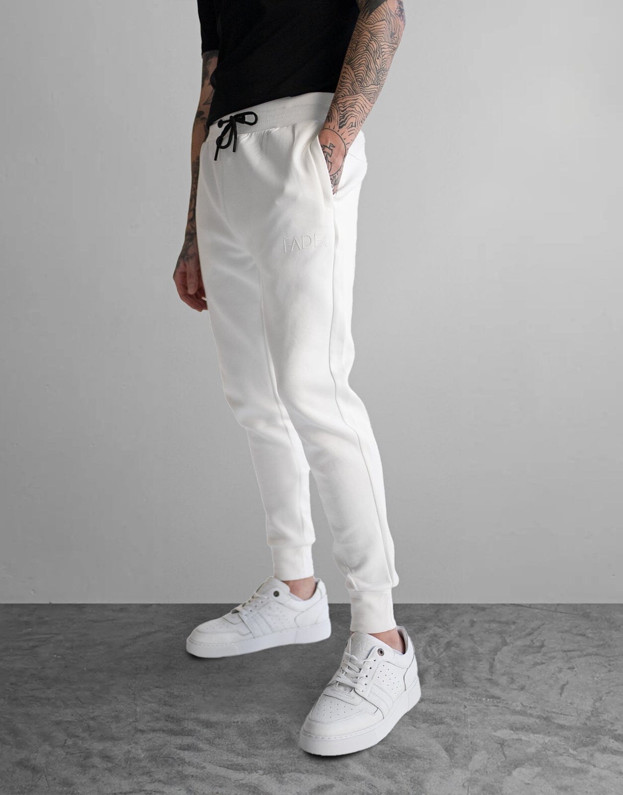 Mens off white sweatpants hotsell